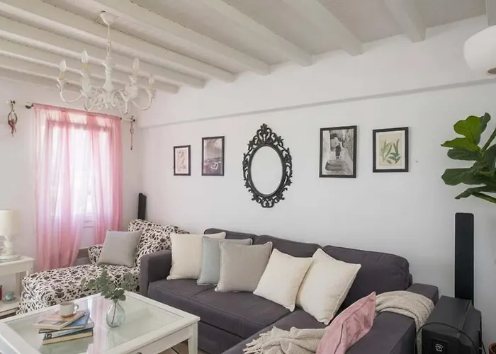 Vakantiehuis Elegant Traditional House In Mykonos Centre *